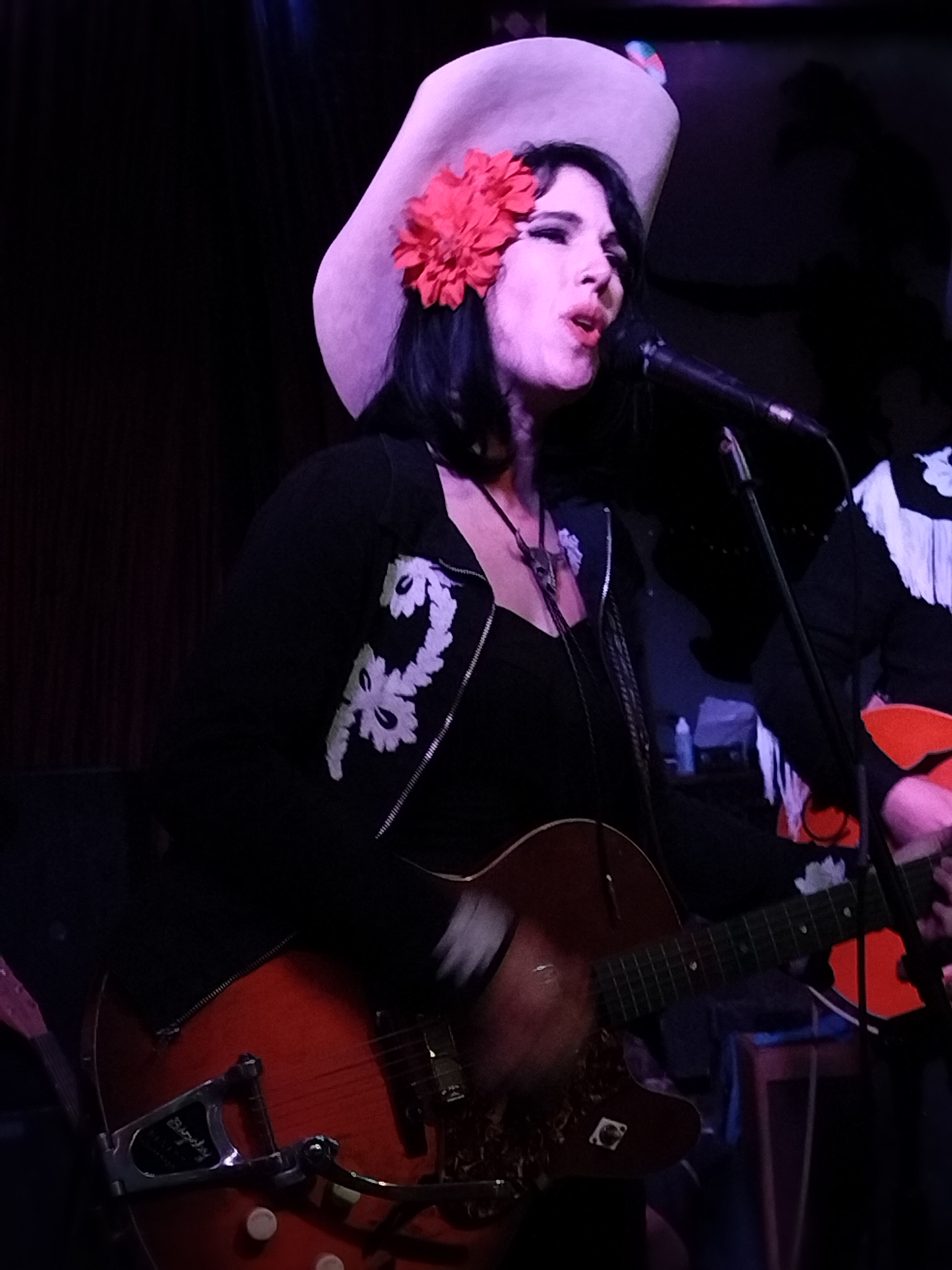 JennyDontAndTheSpurs2028-10-23LaurelthirstPublicHousePortlandOR (14).jpg